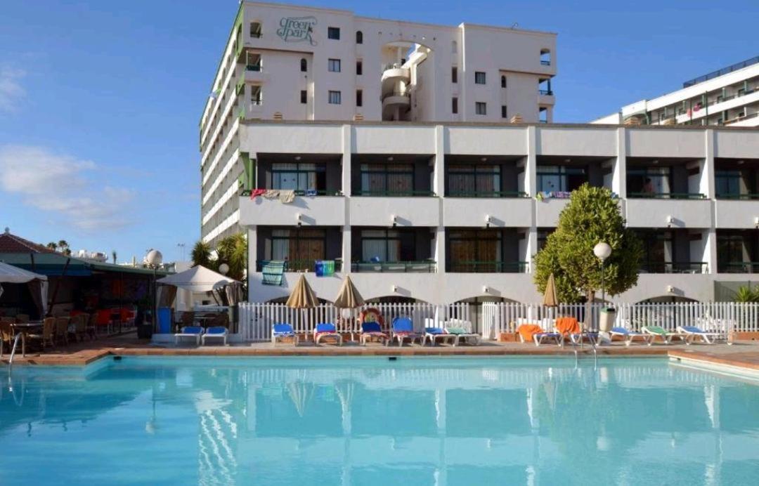 La Puesta Del Sol Apartment San Bartolomé Luaran gambar