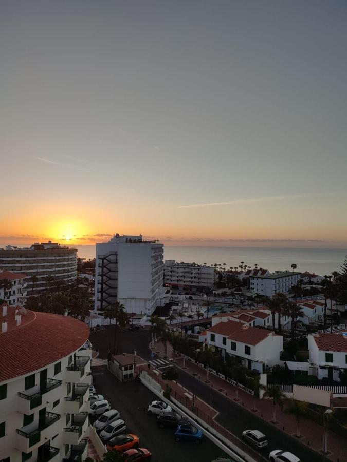 La Puesta Del Sol Apartment San Bartolomé Luaran gambar