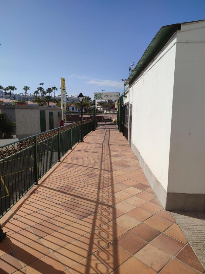 La Puesta Del Sol Apartment San Bartolomé Luaran gambar